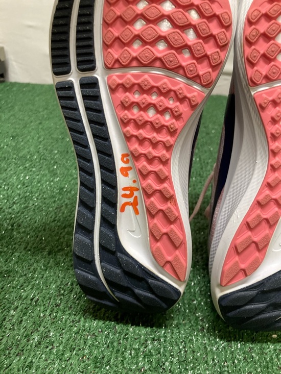 Nike Women's Air Zoom Pegasus 40 size 8 (OKPM-04-002) - Picture 9 of 11